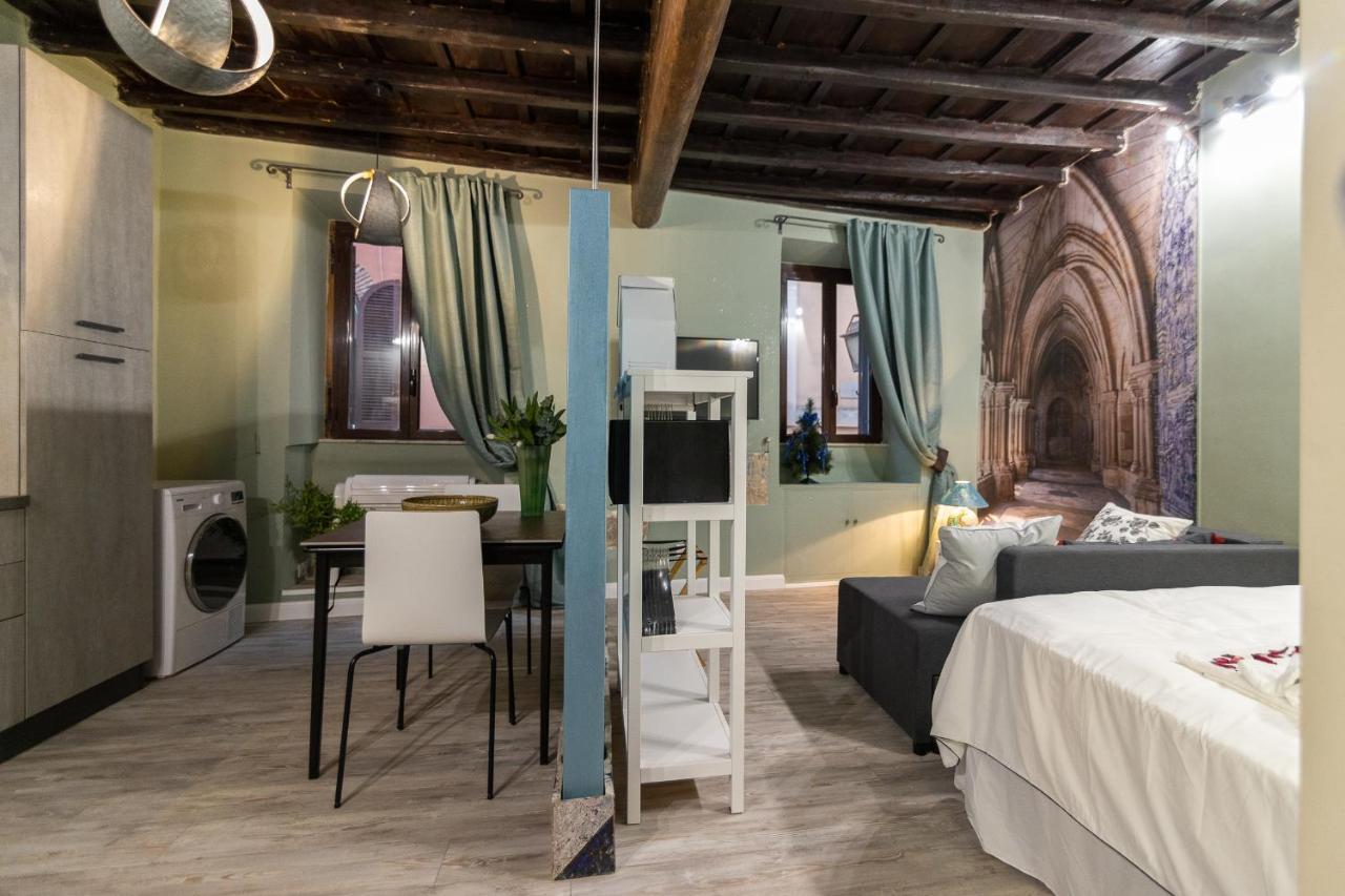 Romeathome Deluxe Suite Campo Dei Fiori المظهر الخارجي الصورة